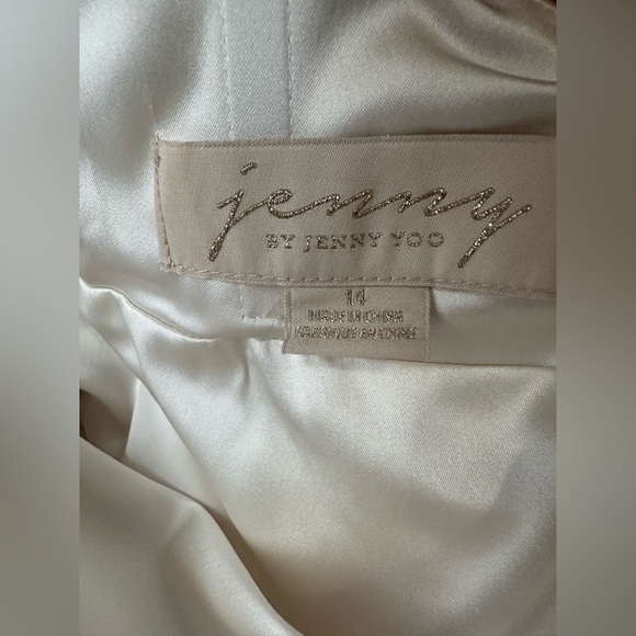 NWT Jenny Yoo Savannah Bridal Gown in Ivory. Size 14. - Picture 13 of 14